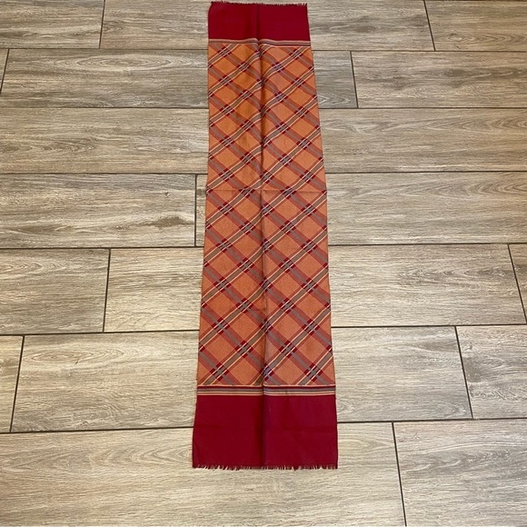 Vintage Plaid Scarf - Picture 5 of 9